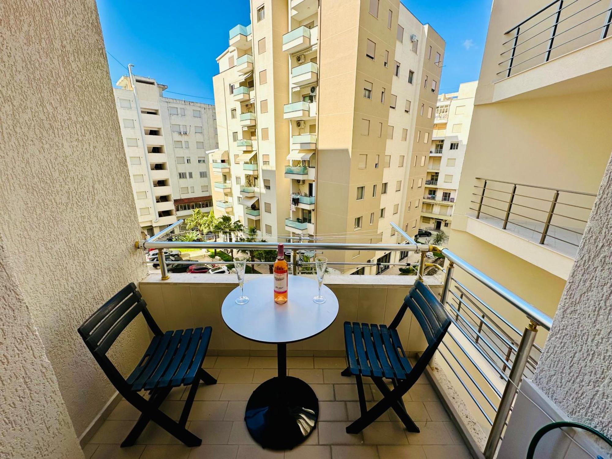 Jico Travel - Erjon Apartments Vlorë Habitación foto