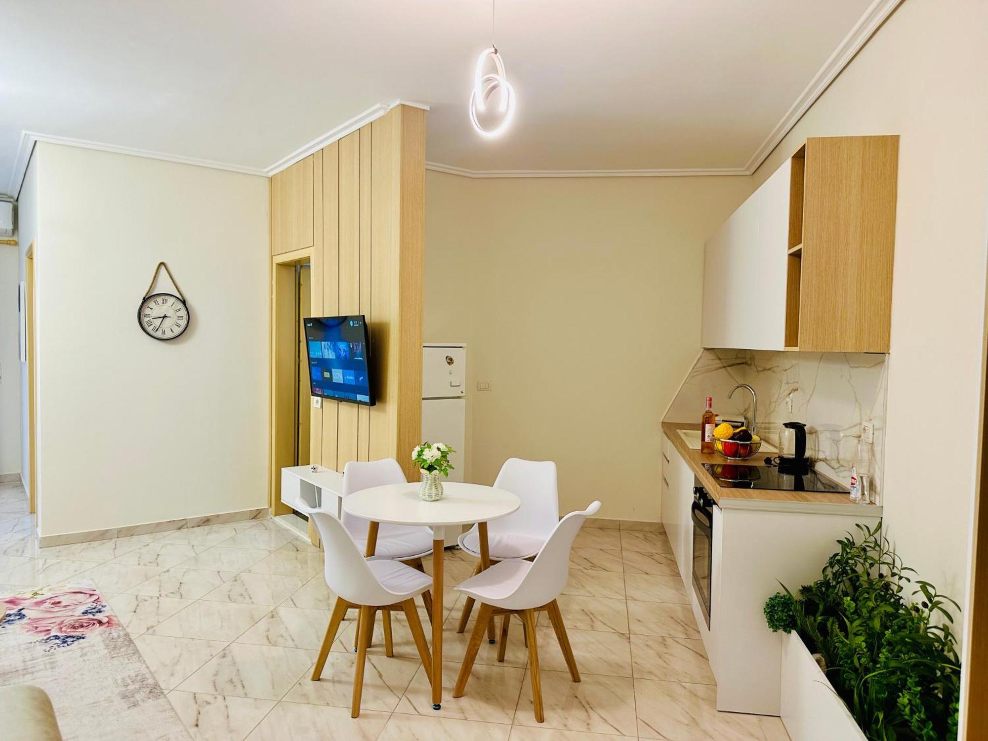 Jico Travel - Erjon Apartments Vlorë Habitación foto